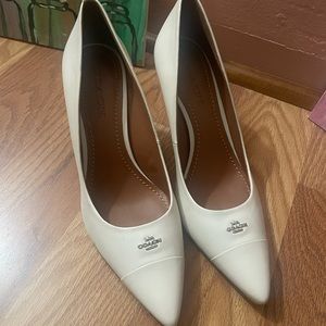 Coach Patrice Pumps